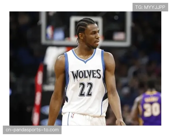 沃尔挡拆为比尔创造空位较以往更能提升效率