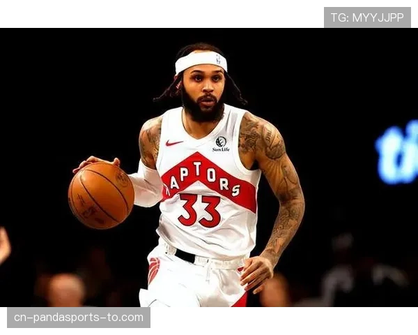 加里·特伦特无球跑动拉开空间，3D属性提升猛龙外线效率