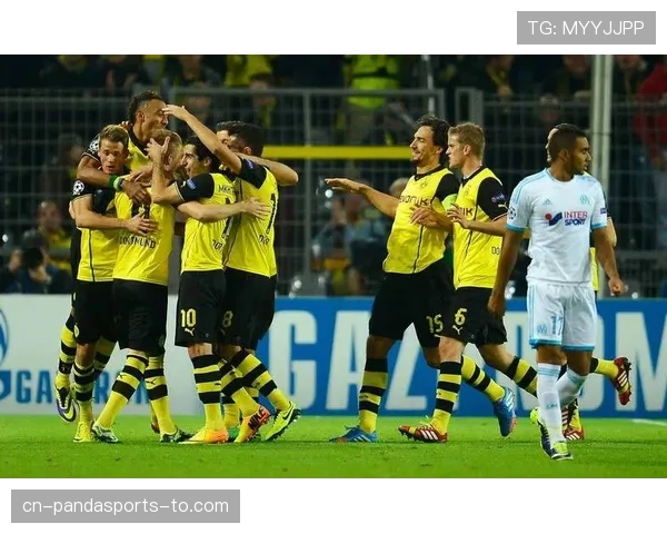 多特防线稳定性持续波动，对争冠形势形成制约