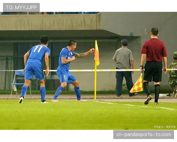 如何准确判断阻挡犯规，看看这些关键判定要素